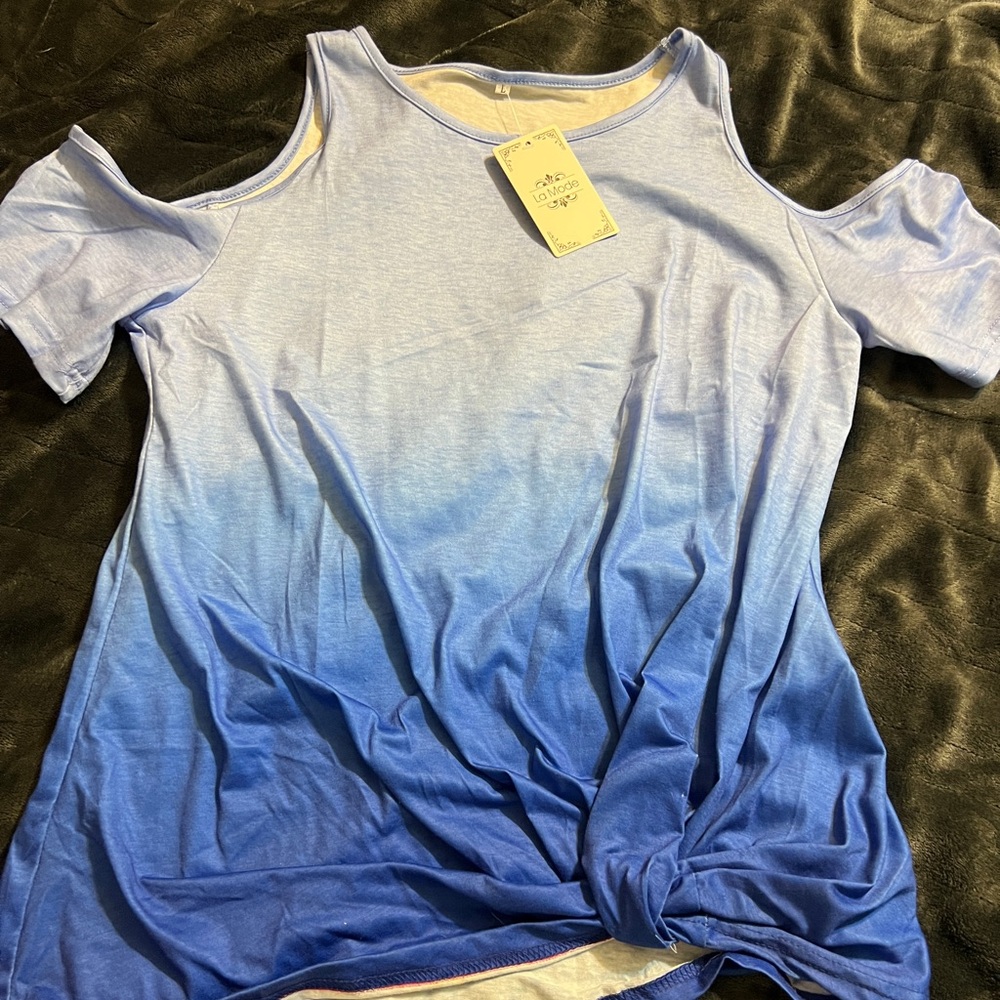 La Mode Cold Shoulder Top NEW with tags